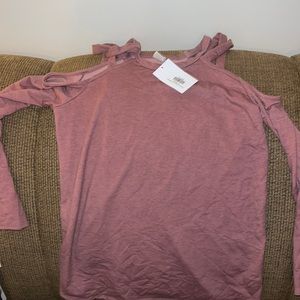 Super soft, cold shoulder, long sleeve top